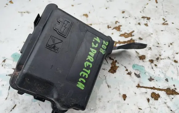 Peugeot 208 I Fuse box set 453185502