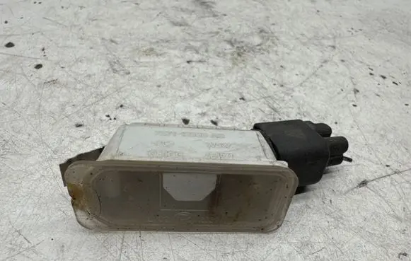 Ford Mondeo MK IV Number plate light 7S7113550AB