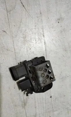 Peugeot 308 Heater blower motor/fan resistor 9673999980
