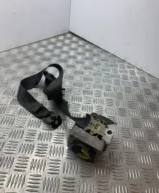 Skoda Octavia Mk1 (1U) Front seatbelt 1U4857702C
