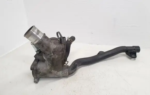 Lexus IS 220D-250-350 Thermostat/thermostat housing