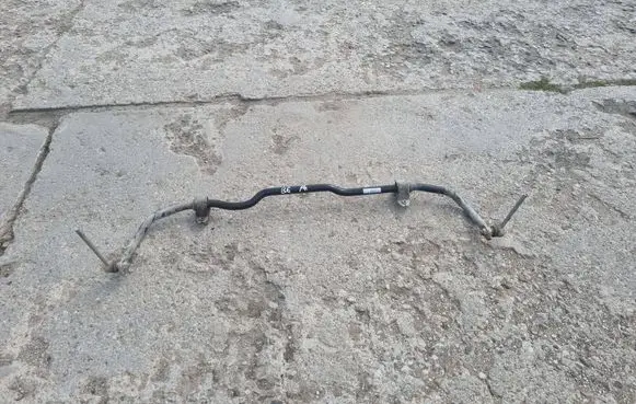 Volkswagen PASSAT B6 Front anti-roll bar/sway bar 3C0411303Q 205687D 073404