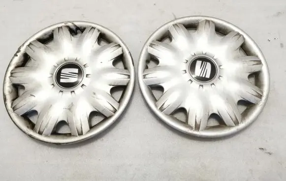 Seat Leon (1P) R15 wheel hub/cap/trim 1M0601147H