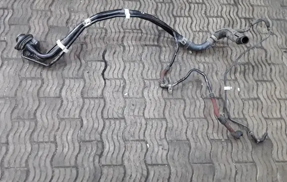 Toyota RAV 4 (XA40) Fuel tank filler neck pipe NOCODE