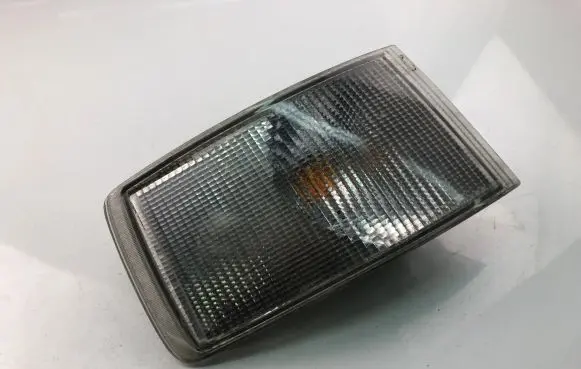 Front indicator light