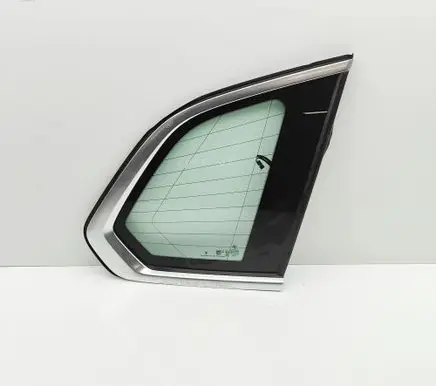 BMW X5 G05 Rear side window 7444080
