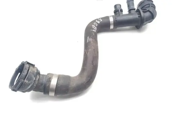 Engine coolant pipe/hose