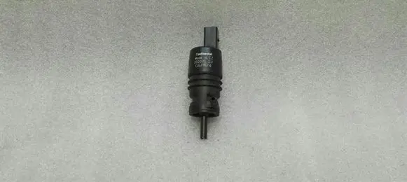 Porsche Panamera (970) Windscreen/windshield washer pump 3020175