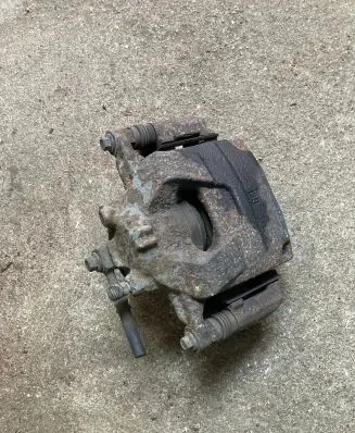 Chevrolet Orlando Front brake caliper