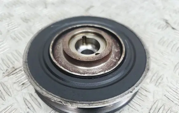 Mercedes-Benz S W221 Crankshaft pulley A6420301803