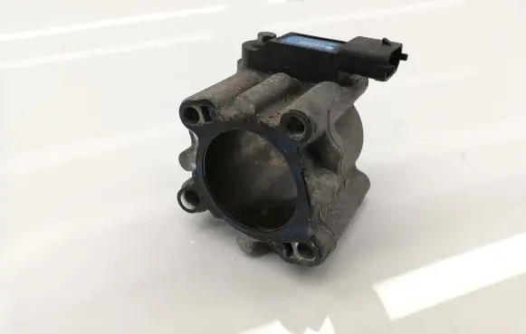 Nissan Qashqai Other engine bay part 8200598021