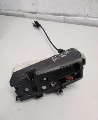 Seat Alhambra (Mk1) Front door lock 93BG220A20DD