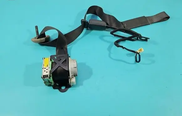 Toyota Yaris Front seatbelt IMPRK1529372
