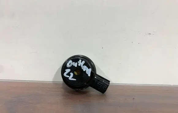 Mitsubishi Outlander IV Horn buzzer relay 2104012244