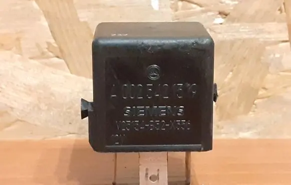 Mercedes-Benz S W220 Other relay V23134B52X336