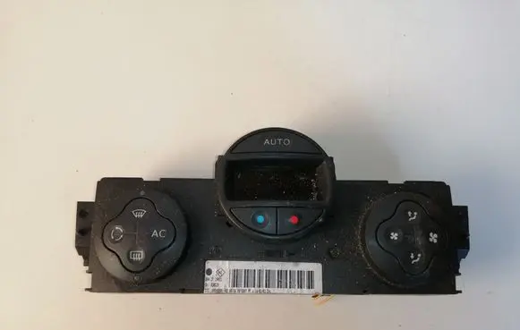 Renault Megane II Climate control unit 8200070752