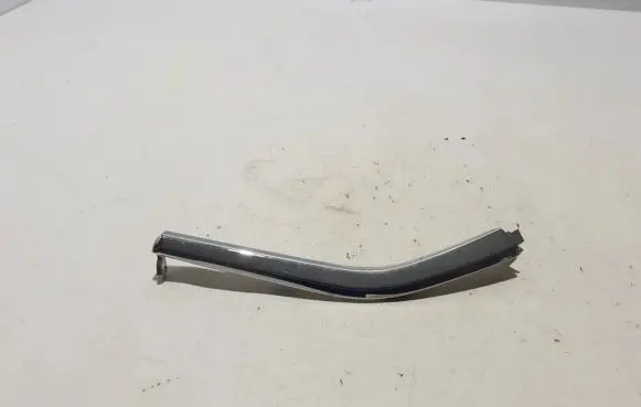 Mitsubishi Outlander Front bumper splitter molding 6407A142