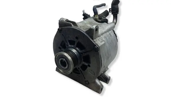 Mercedes-Benz Vaneo W414 Generator/alternator 9090225KASACJA 9090225