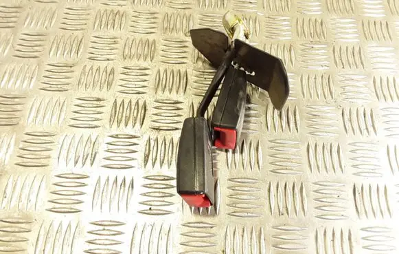 Audi A4 S4 B6 8E 8H Middle seatbelt buckle (rear) 8E085773901C