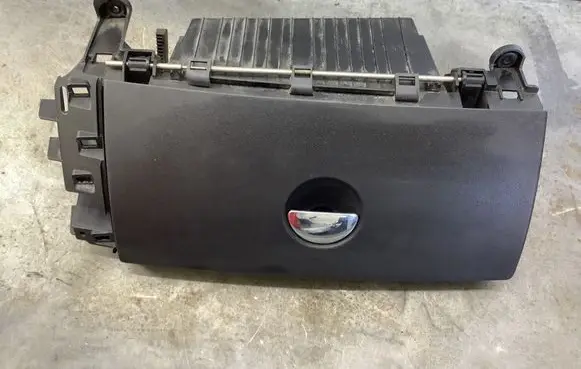 Glove box set