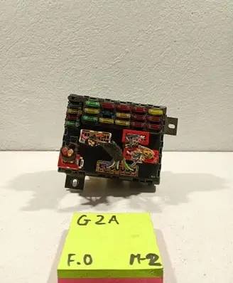 Opel Vectra B Fuse module 60679160