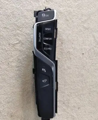 BMW 5 G30 G31 Other control units/modules 6843909 SN013379L5002J8