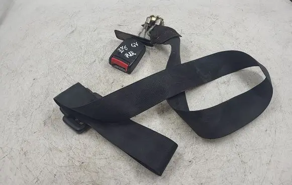 Audi A4 S4 B5 8D Middle seatbelt buckle (rear) 