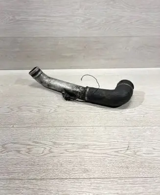 BMW 5 E60 E61 Intercooler hose/pipe 7793896