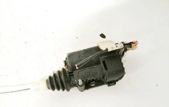 Opel Corsa D Central locking motor 13208157 0397430036418