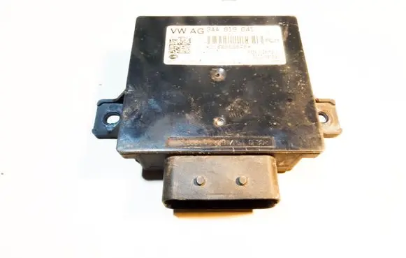 Volkswagen PASSAT B7 Power management control unit 3AA919041
