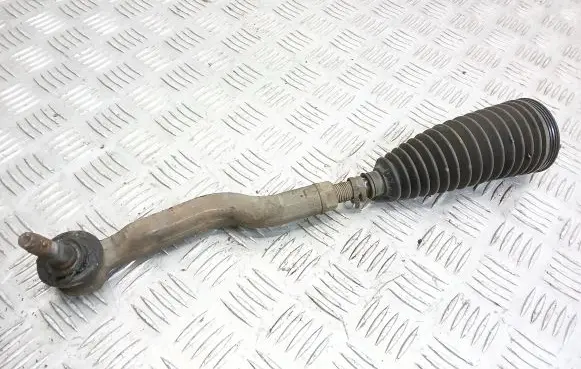 Toyota Avensis T270 Steering tie rod 