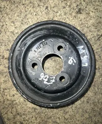 BMW 3 E36 Power steering pump pulley 1722556