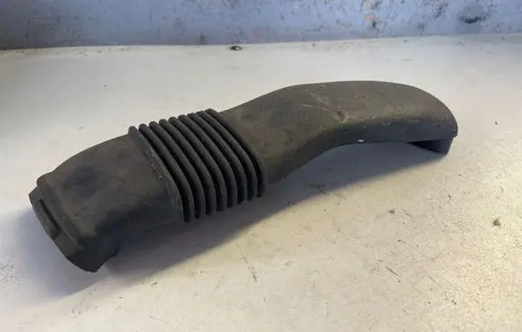 Renault Megane III Air intake hose/pipe 244930005R T06009A183