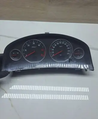 Speedometer (instrument cluster)
