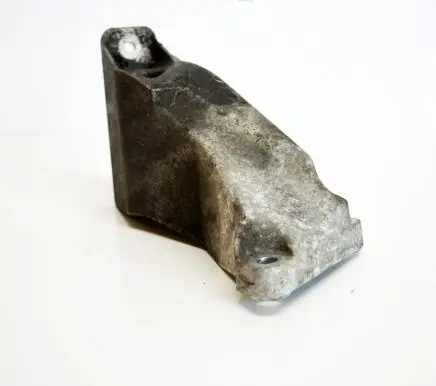 Volkswagen PASSAT B5 Engine mounting bracket 8D0199307P