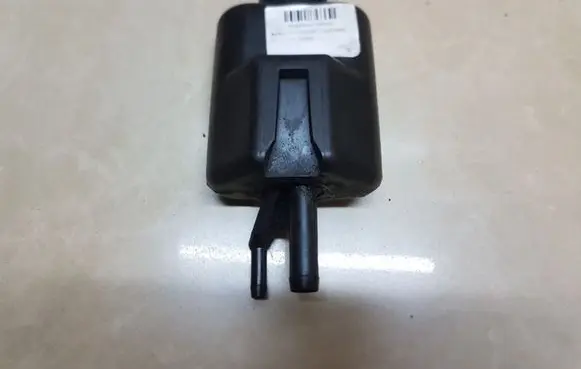 Land Rover Discovery Power steering fluid tank/reservoir