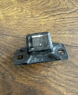 Renault Master III Sliding door middle rail 824766422R