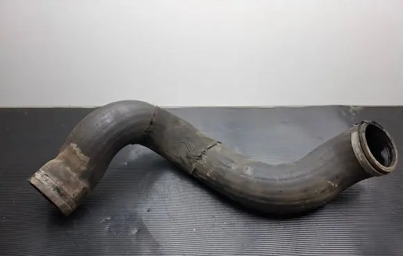 Volvo XC60 Intercooler hose/pipe 30741795
