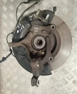 Toyota RAV 4 (XA50) Front wheel hub