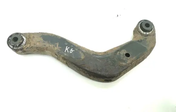 Rear control arm