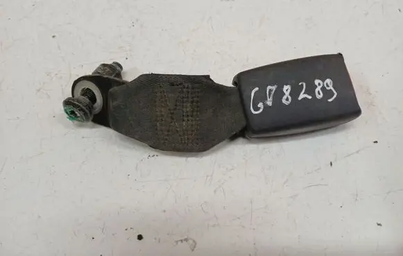 Nissan Almera Tino Rear seatbelt buckle 069950