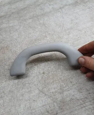 Volkswagen Touran I Front interior roof grab handle 6N0857607AB