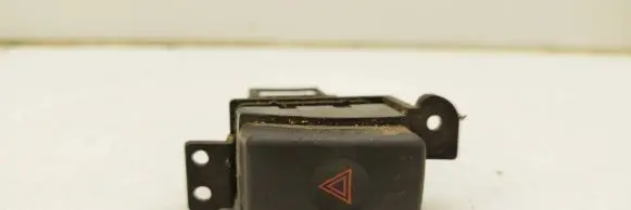 Subaru Legacy Hazard light switch