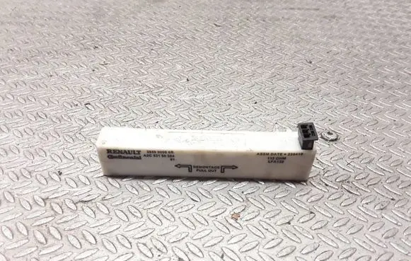 Renault Scenic III - Grand scenic III Aerial antenna amplifier 285900006R A2C53158504