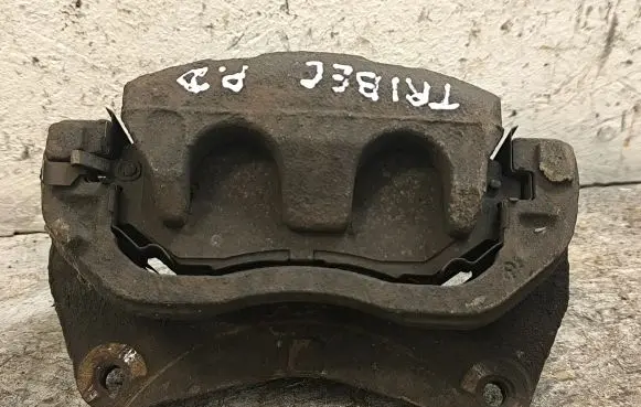 Subaru B9 Tribeca Front brake caliper
