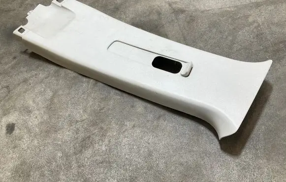 Toyota Hilux (AN10, AN20, AN30) (B) pillar trim (top) 624120K060B