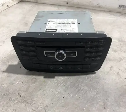 Mercedes-Benz A W176 Radio/CD/DVD/GPS head unit A2469000012 A2469019901 A2129025008