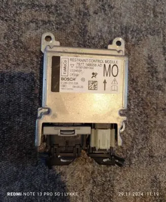 Ford Mondeo MK IV Airbag control unit/module 7S7T14B056AD 670010451302 0285010228