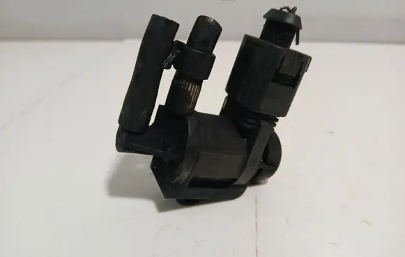 Audi Q7 4L Turbo solenoid valve 1J0906283C