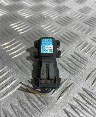 Volvo S40, V40 Air pressure sensor 30889795
